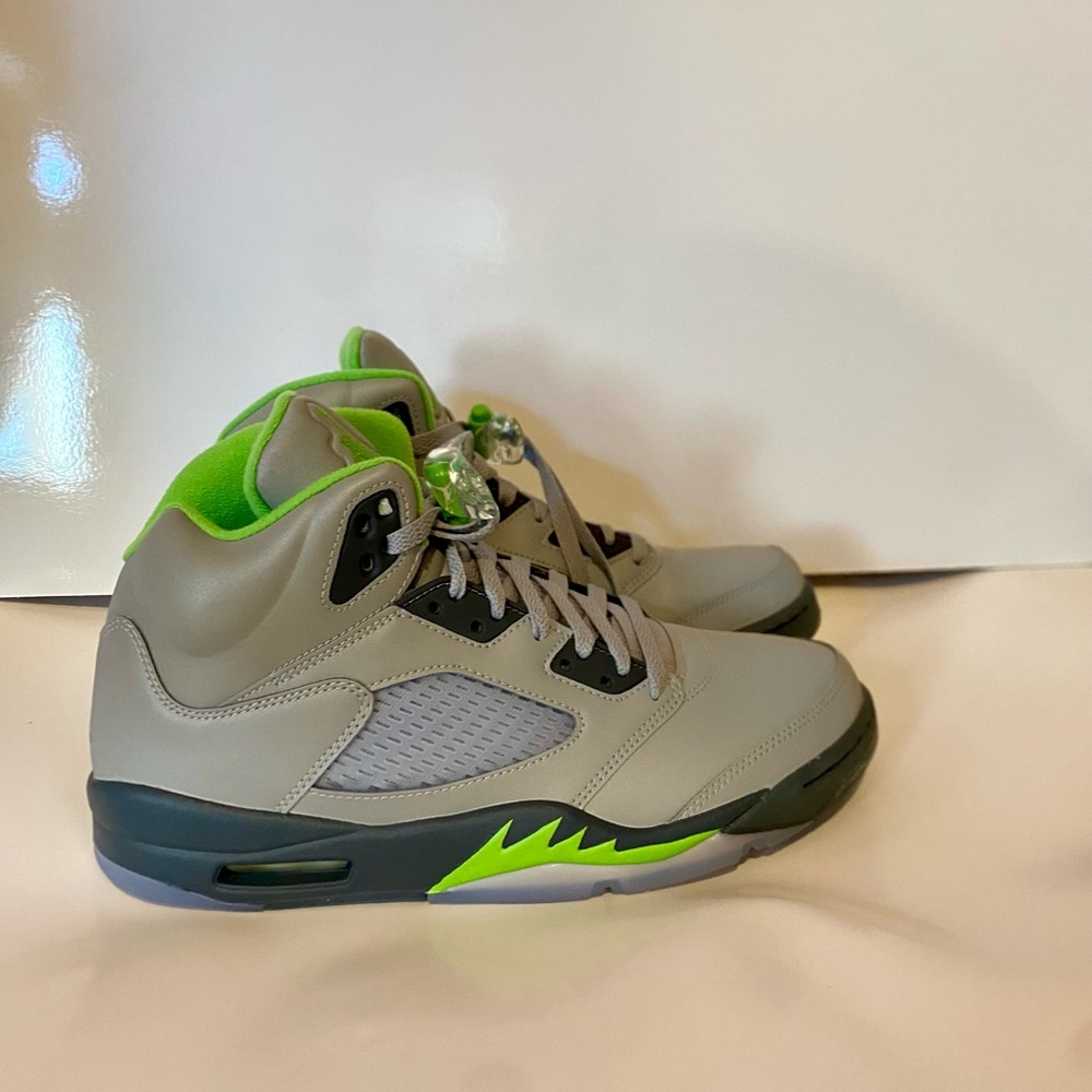 Nike Air Jordan 5 Retro “Green Bean” (2022)